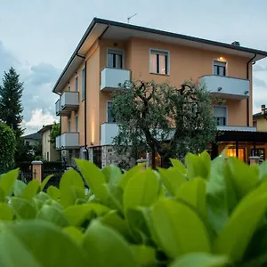 2* Hotel Fiordaliso